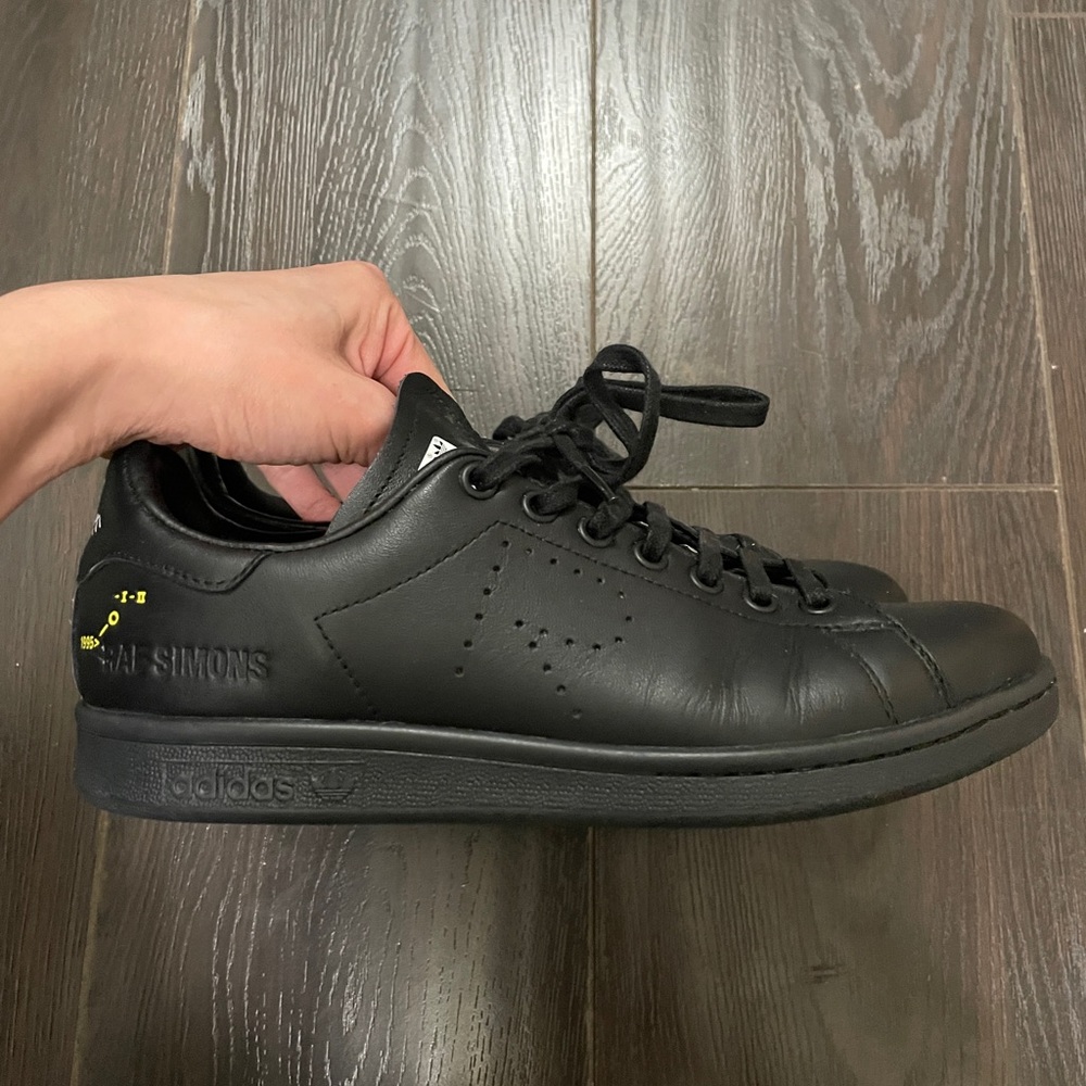 Limited Edition 1995 Adidas x Raf Simons Stan Smith - Core Black